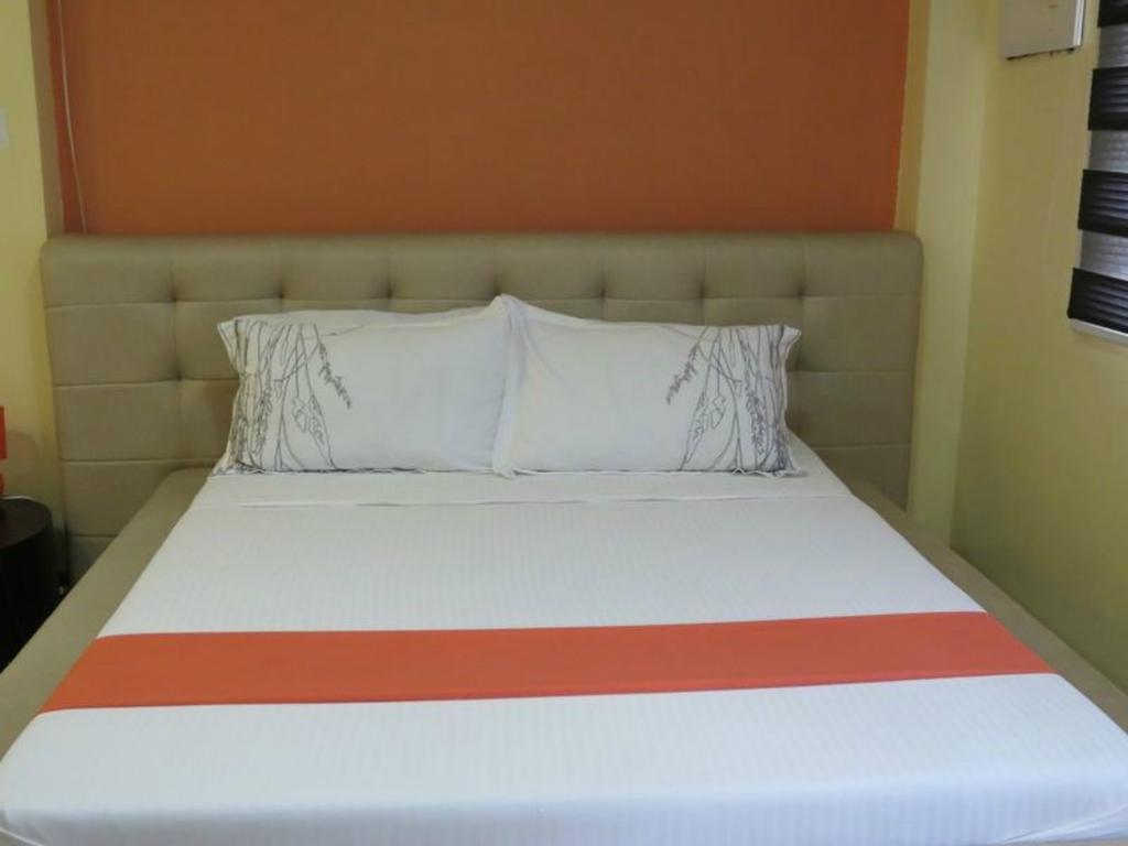 Hotel Cara Lipa City Extérieur photo